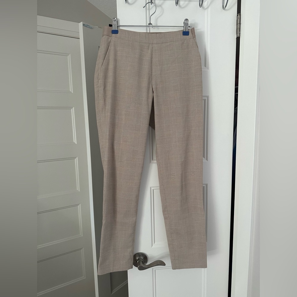 Uniqlo Elegant Tan Women's Pants